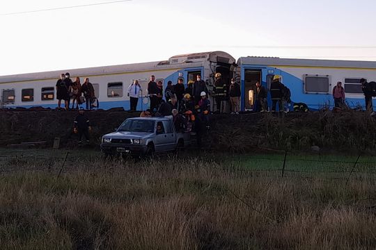 Por el accidente en el tren hay decenas de heridos