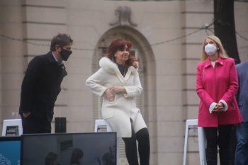 Axel Kicillof, Cristina Fernández de Kirchner y Verónica Magario en el Hospital de Niños de La Plata.