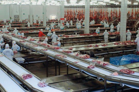 trabajadores de la carne cerraron paritaria con 28% de aumento hasta marzo de 2020