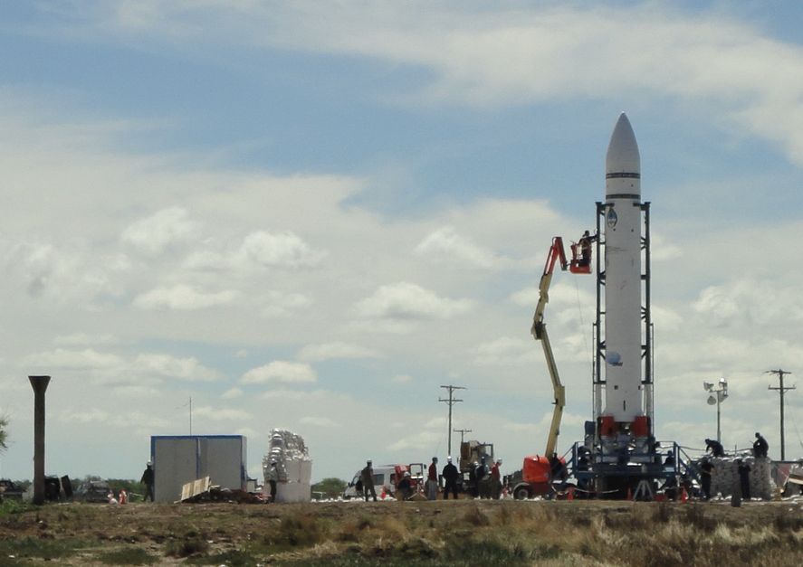 Una peque&ntilde;a lanzadera en Punta Indio, donde est&aacute; el centro espacial que realiza las pruebas de desarrollo del Tronador II. Se suma Coronel Rosales?