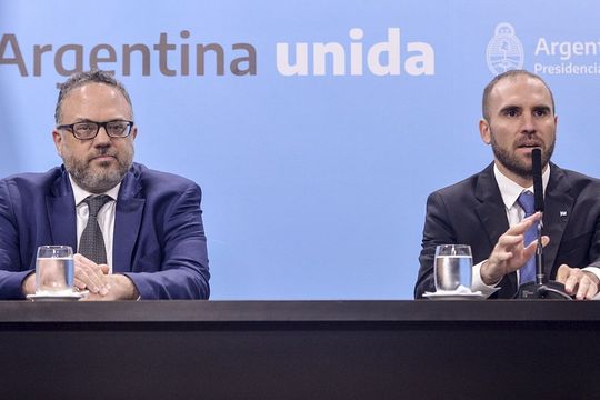 Matías Kulfas y Martín Guzmán se encuentran con representantes de alimenticias y productoras de bienes primarios