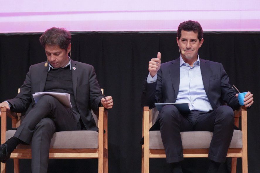 Axel Kicillof junto a Wado de Pedro