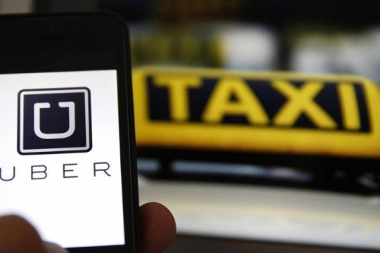 uber contrataca: la empresa insiste con que es legal y pide que avancen las regulaciones locales
