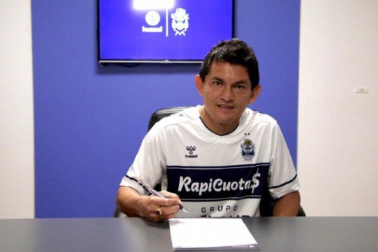 Luís Pulga Rodríguez firmó contrato con Gimnasia por 18 meses