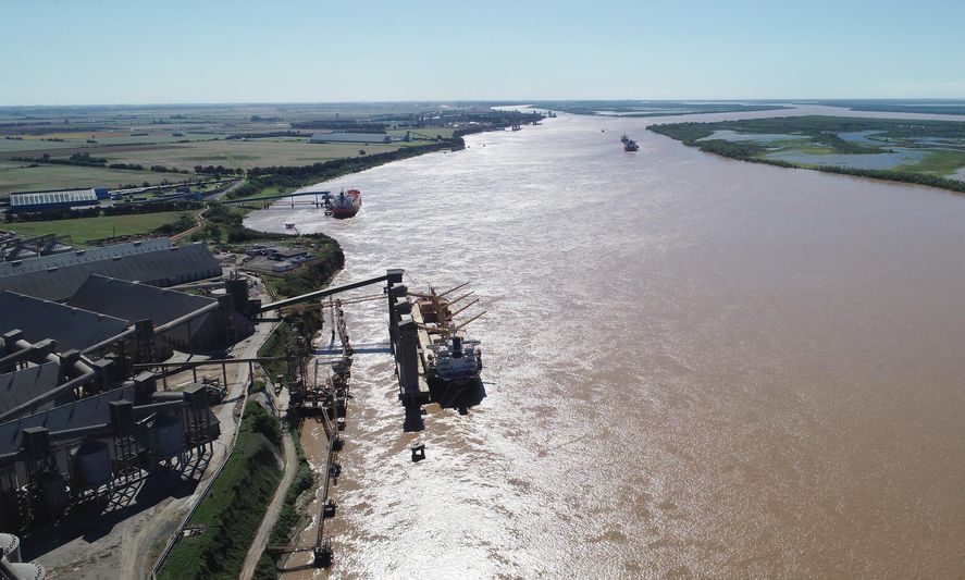 El Canal Magdalena uniría la hidrovía con el océano atlántico para que los buques cargueros no deban pasar por el Puerto de Montevideo.