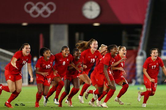 Canadá conquistó la medalla de oro en fútbol femenino por primera vez.