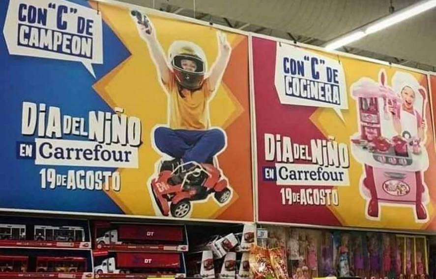 En 2018 Carrefour Argentina lanz&oacute; este cartel para El D&iacute;a del Ni&ntilde;o
