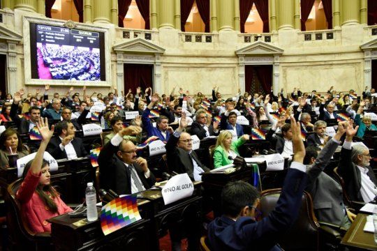 cambiemos mostro sus fisuras en el repudio al golpe en bolivia aprobado en diputados y en el senado