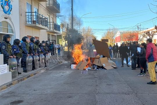 Entre martes y miércoles hubo dos movilizaciones en Laprida exigiendo Justicia por Daiana