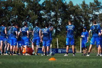 Gimnasia se entrenó en Abasto antes de cerrar su participación en Liga Profesional. 