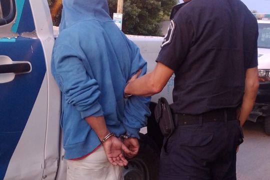 La mujer policía denunció los sometimientos en La Plata