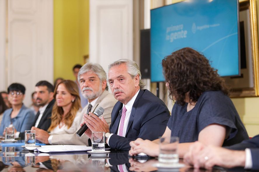 Alberto Fernández anunció $8.500 millones en tecnología para las provincias