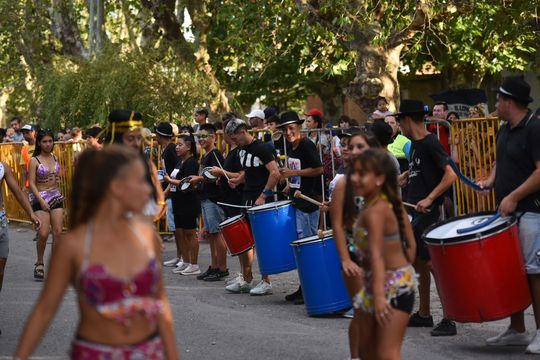 La Plata se prepara para los festejos del Carnaval con comparsas, juegos, shows, desfiles y cuentos en Meridiano V y la República de los Niños.